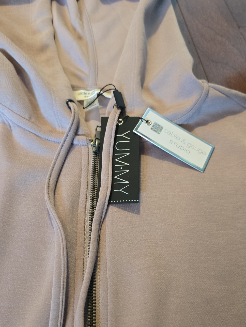 Cable & Gauge Yummy Studio Bi Level Lavender Zip-Front Hoodie Drawstring NEW M - Picture 2 of 11